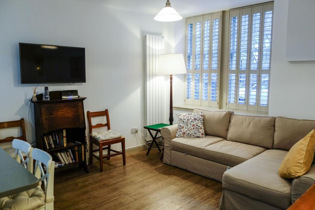 Quiet Ground Floor Mews Flat And Parking Apartment EDI Exterior photo