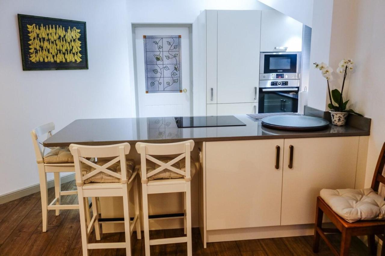 Quiet Ground Floor Mews Flat And Parking Apartment EDI Exterior photo